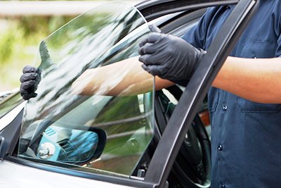 windshield repair and replacement