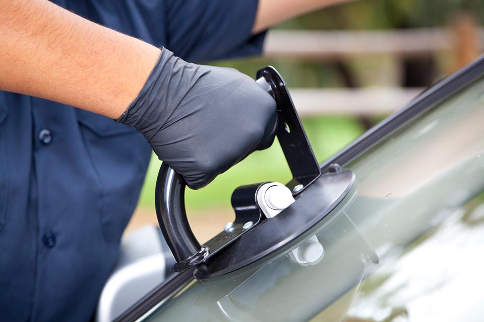 windshield repair and replacement